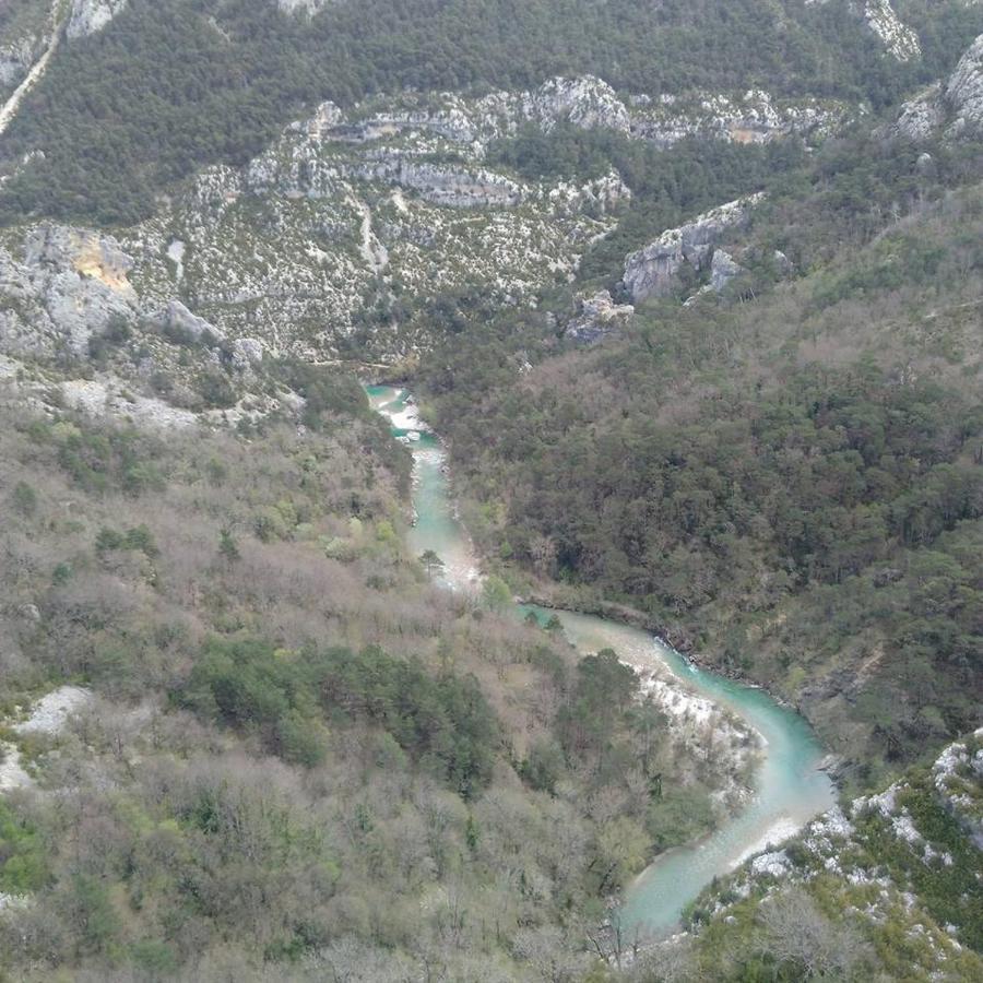 شقة Entre Uzes Et Le Pont Du Gard Le Cocon De Sophia A Deux Pas Des Gorges Du Gardon Collias المظهر الخارجي الصورة